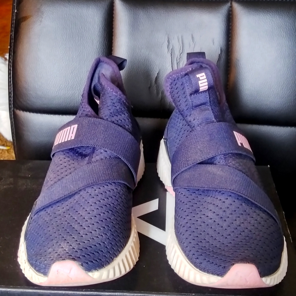 Women's Puma shoes size 9 navy blue and pink